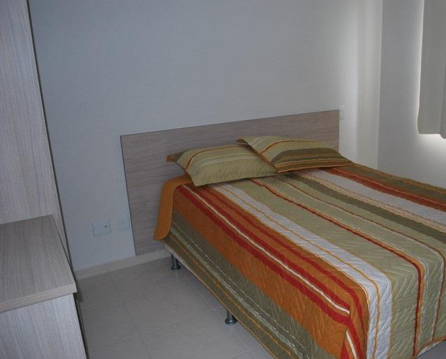 Casa Da Madeira Caldas Novas - 2 Quartos - Achei Ferias - Com Roupa De Cama Luaran gambar